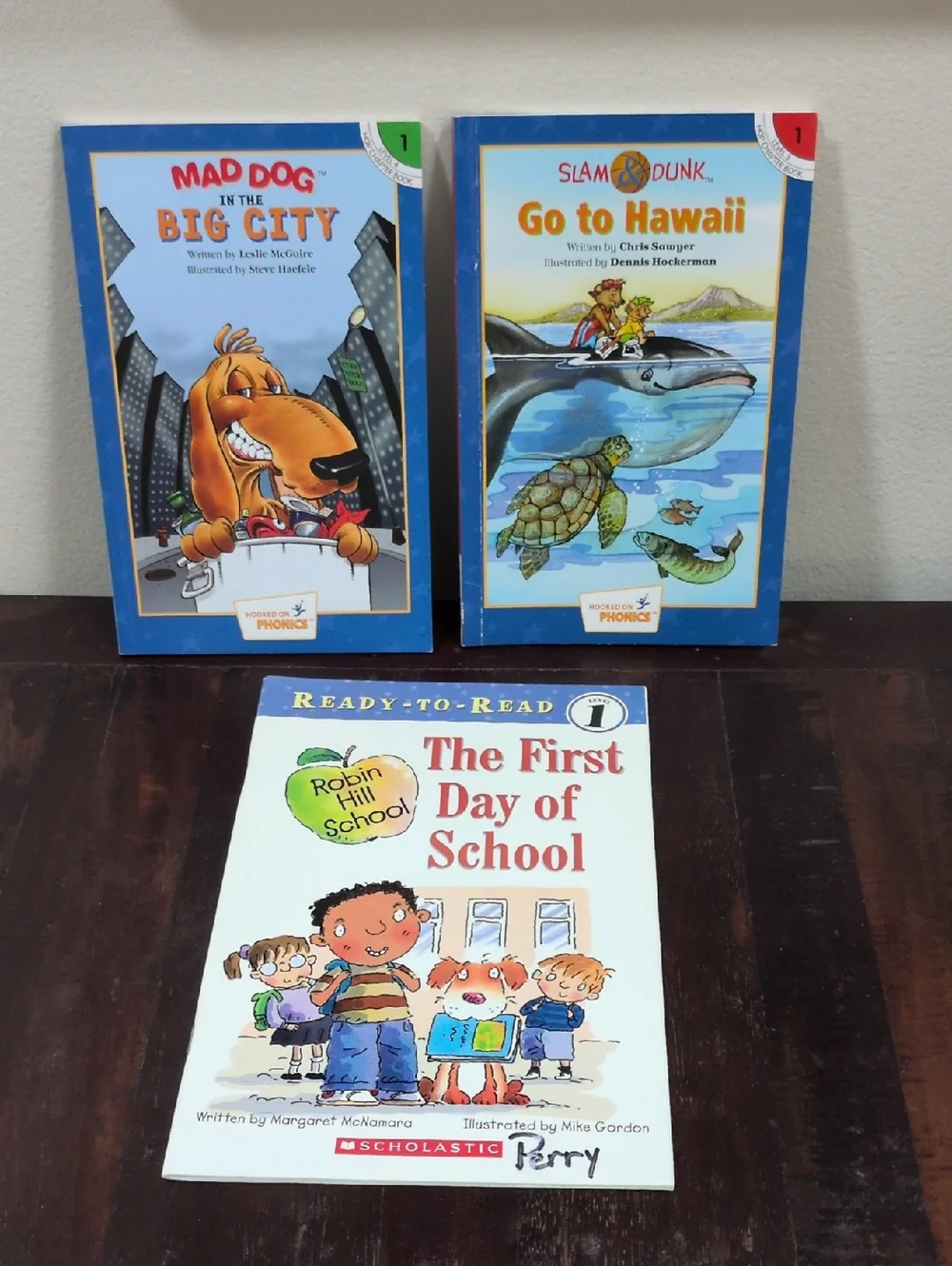 Scholastic hooked phonics